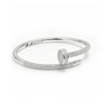 Esclava abierta de plata S925 en forma de uña pulida, con circón cúbico blanco engastado en pavé, joyería de muñeca elegante y audaz