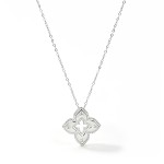 Collier en argent S925 avec fleur à quatre feuilles creuse et zircone cubique sertie pavé, élégant et brillant, bijou de cou luxueux